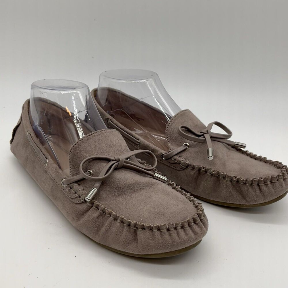 JustFab Women's 8 Driving Moccasin Loafers Lincoln Beige Faux Suede